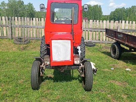 1986 Другие Неизвестна (сельскохозяйственные), красный, 650000 рублей, вид 5
