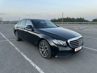 2019 Mercedes-Benz E-Класс 200 V (W213, S213, C238), чёрный, 3600000 рублей, вид 3