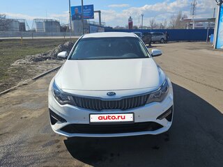 2018 Kia Optima IV Рестайлинг, белый, 2050000 рублей, вид 2