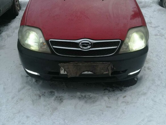 2002 Toyota Corolla Fielder IX (E120, E130), красный, 450000 рублей