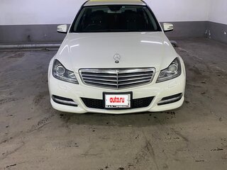 2011 Mercedes-Benz C-Класс 200 III (W204) Рестайлинг, белый, 1750000 рублей, вид 4