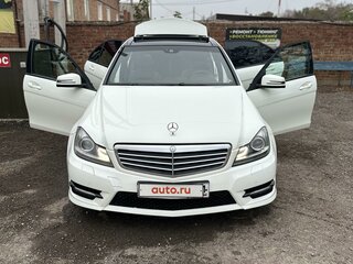 2012 Mercedes-Benz C-Класс 180 BlueEFFICIENCY III (W204) Рестайлинг, белый, 1700000 рублей, вид 4