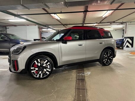 2024 Mini Countryman JCW John Cooper Works III, серый, 7090000 рублей, вид 4