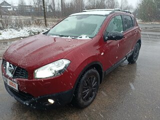 2013 Nissan Qashqai I Рестайлинг, красный, 880000 рублей, вид 3