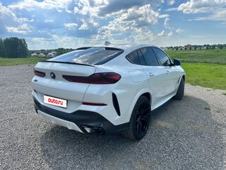2020 BMW X6 40i III (G06), белый, 7890000 рублей, вид 1