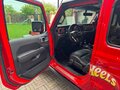 2021 Jeep Wrangler IV (JL), красный, 4450000 рублей - вид 7