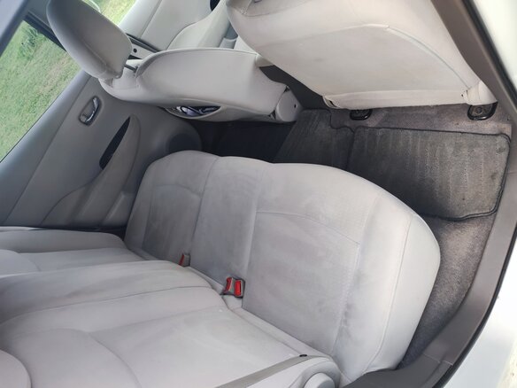2012 Nissan Leaf (EM57) I (ZE0/AZE0), белый, 790000 рублей - вид 7