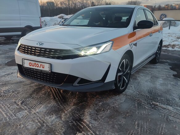 2023 Kaiyi E5, белый, 2700000 рублей - вид 1