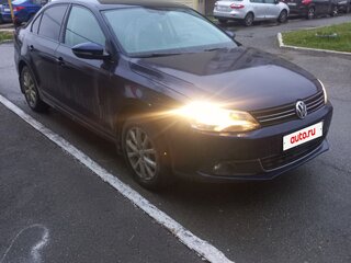 2013 Volkswagen Jetta VI, синий, 950000 рублей, вид 3