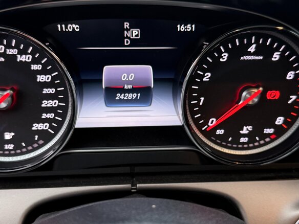 2016 Mercedes-Benz E-Класс 200 V (W213, S213, C238), чёрный, 1749000 рублей - вид 11