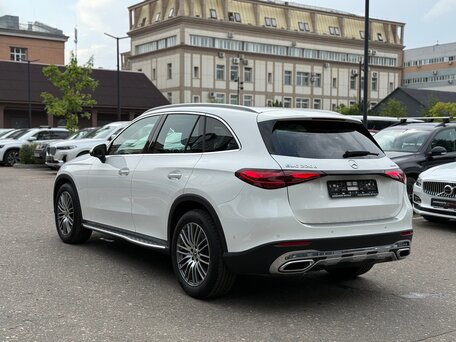 2025 Mercedes-Benz GLC 220 d II (X254), белый, 7290000 рублей, вид 4
