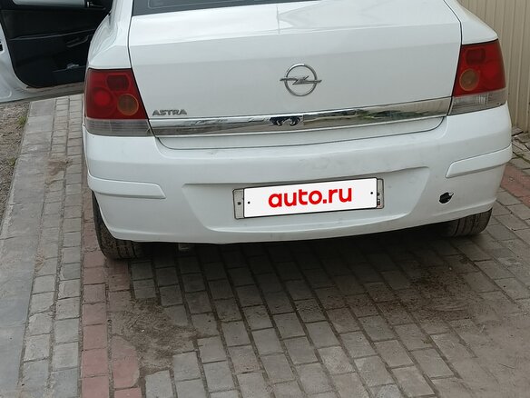 2011 Opel Astra H Рестайлинг, белый, 450000 рублей - вид 5