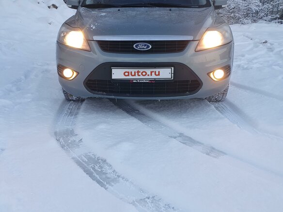 2010 Ford Focus II Рестайлинг, серый, 600000 рублей - вид 2