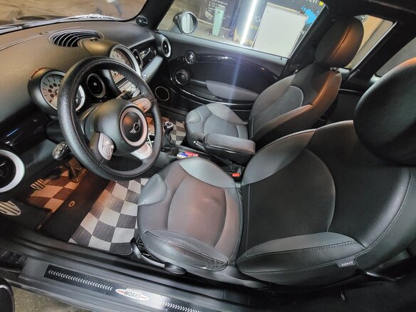 2009 Mini Clubman John Cooper Works I, чёрный - вид 8