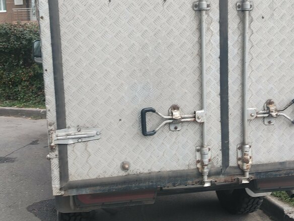 2012 Hyundai Porter, серый, 700000 рублей - вид 2