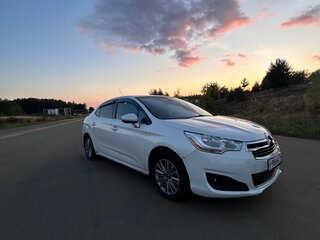 2014 Citroen C4 II, белый, 700000 рублей, вид 2