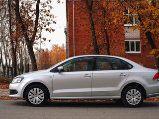 2012 Volkswagen Polo V, серебристый, 940000 рублей, вид 2