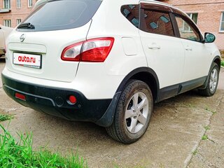 2010 Nissan Qashqai I Рестайлинг, белый, 1100000 рублей, вид 3