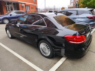 2013 Mercedes-Benz E-Класс 200 IV (W212, S212, C207) Рестайлинг, чёрный, 2000000 рублей, вид 4
