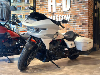 2024 Harley-Davidson CVO Road Glide ST, белый, 5250000 рублей, вид 2