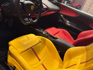 2023 Ferrari SF90 Stradale, красный, 45000000 рублей, вид 4