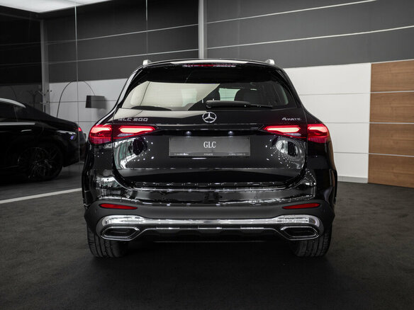 2026 Mercedes-Benz GLC 300 II (X254), чёрный, 9550000 рублей - вид 2