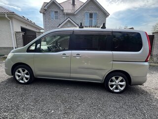 2010 Nissan Serena III (C25), серебристый, 1170000 рублей, вид 5