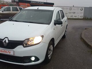 2015 Renault Logan II, белый, 400000 рублей, вид 3