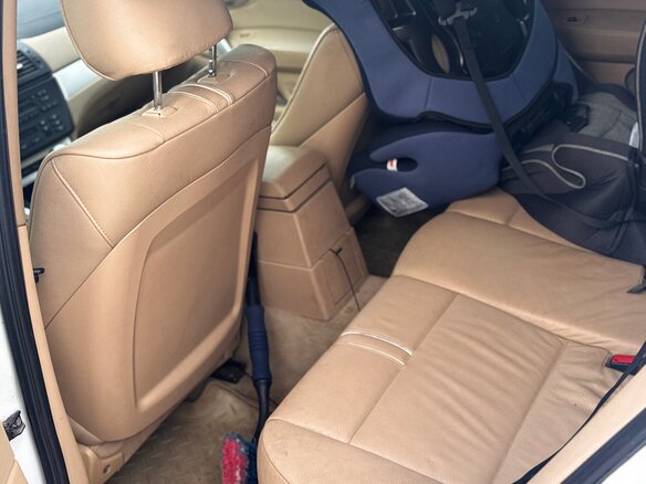 2007 BMW X3 25i I (E83) Рестайлинг, белый, 900000 рублей - вид 9