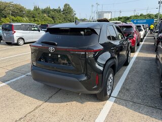 2022 Toyota Yaris Cross I, чёрный, 1269999 рублей, вид 3