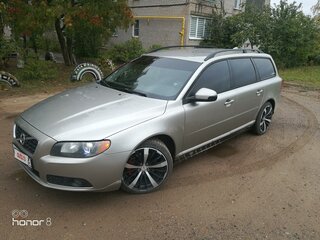 2010 Volvo V70 III, золотистый, 700000 рублей, вид 1