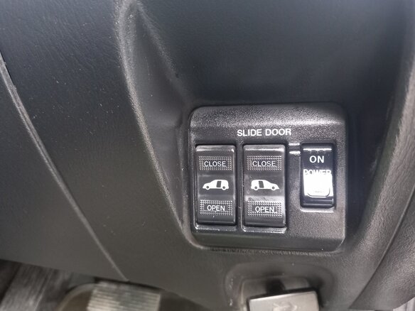 2004 Mazda MPV II (LW) Рестайлинг, чёрный, 600000 рублей - вид 18