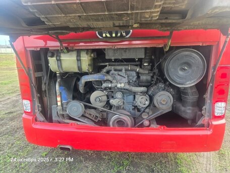 2009 Kia Granbird, красный, 5500000 рублей, вид 4