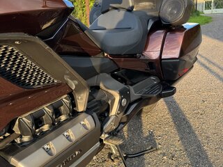 2018 Honda GL 1800 Gold Wing, коричневый, 1840000 рублей, вид 5