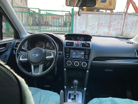 2016 Subaru Forester IV Рестайлинг 2, белый, 2150000 рублей - вид 12