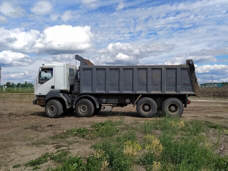 2006 Renault Kerax, белый, 2000000 рублей, вид 3