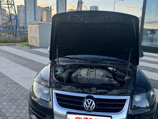 2009 Volkswagen Touareg I Рестайлинг, чёрный, 1500000 рублей, вид 1