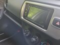 2015 Toyota Vitz III (XP130) Рестайлинг, серебристый, 973000 рублей - вид 5