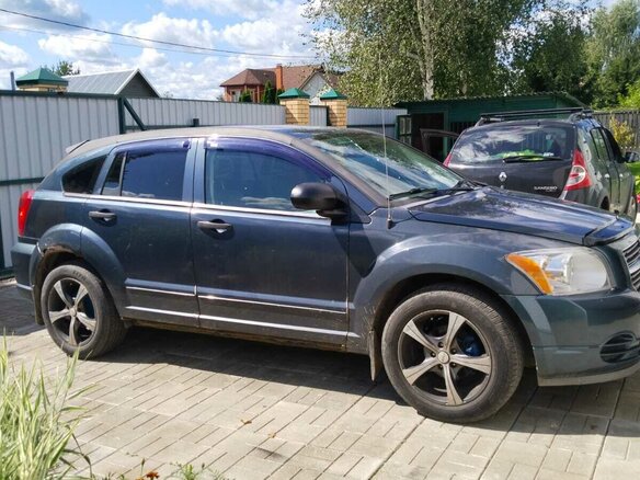 2007 Dodge Caliber I, серый, 310000 рублей - вид 2