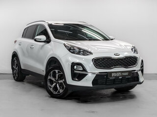 2020 Kia Sportage IV Рестайлинг, белый, 2300000 рублей, вид 3