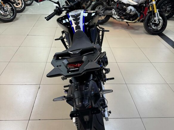 2021 Yamaha MT-09 (FZ-09), чёрный, 1100000 рублей - вид 6