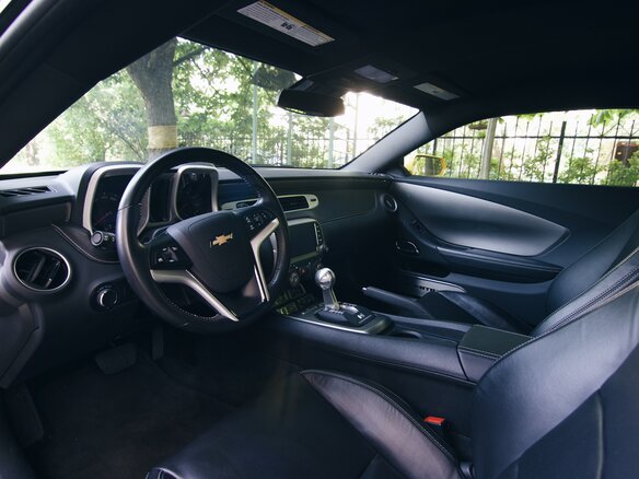 2013 Chevrolet Camaro V, жёлтый, 5100000 рублей - вид 16