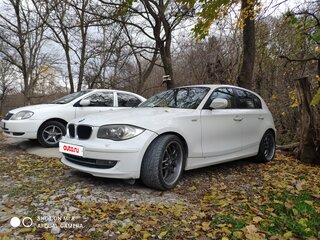 2010 BMW 1 серии 116i I (E81/E82/E87/E88) Рестайлинг, белый, 750000 рублей, вид 1