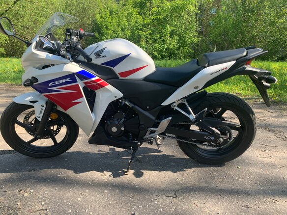 2013 Honda CBR 250R, белый, 295000 рублей - вид 2
