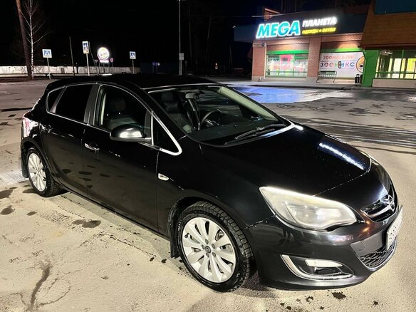 2013 Opel Astra J Рестайлинг, чёрный, 750000 рублей - вид 16