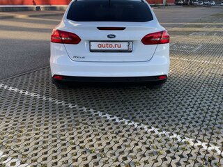 2016 Ford Focus III Рестайлинг, белый, 935000 рублей, вид 5