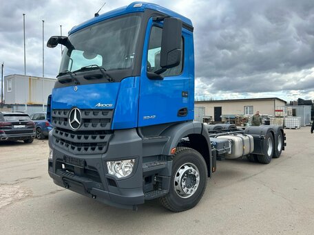 2022 Mercedes-Benz Arocs, голубой, 16000000 рублей, вид 1