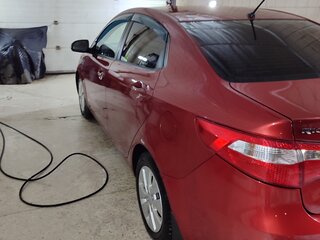 2013 Kia Rio 5-speed III, красный, 650000 рублей, вид 5