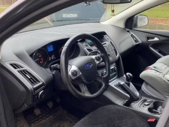 2012 Ford Focus III, коричневый, 710000 рублей - вид 3