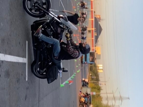 2008 Harley-Davidson V-Rod, красный, 1250000 рублей - вид 4